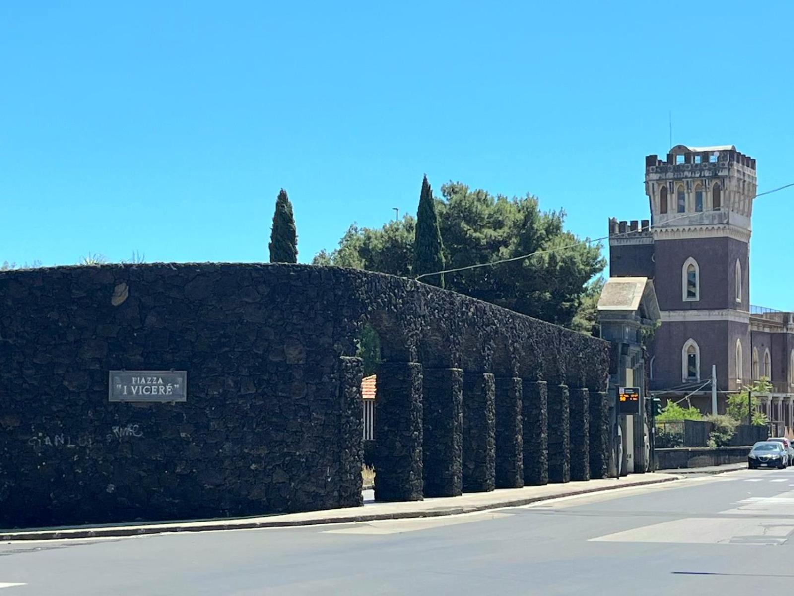 Casa Morgan Holidays In Sicily カターニア エクステリア 写真